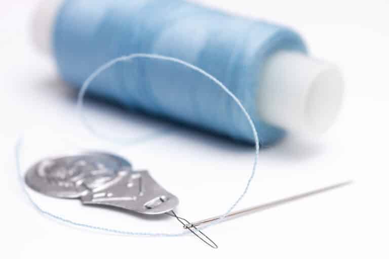 Needle Threader: Streamline  Sewing with this Handy Tool